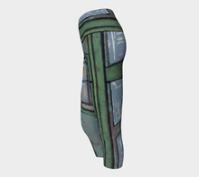 Load image into Gallery viewer, Green Gaze Yoga Capris
